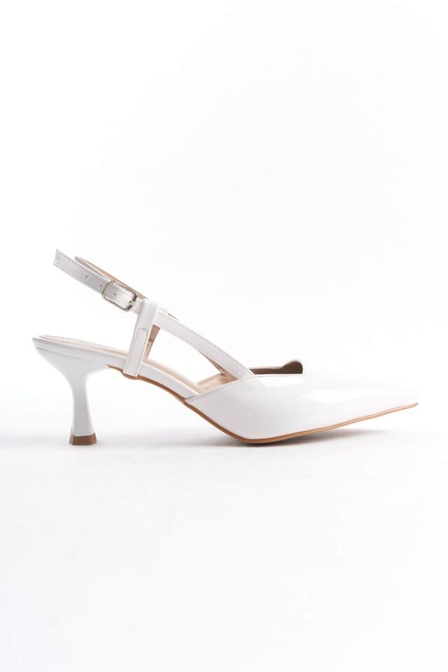 Kadın Beyaz Rugan Topuklu Ayakkabı TR08MS20B