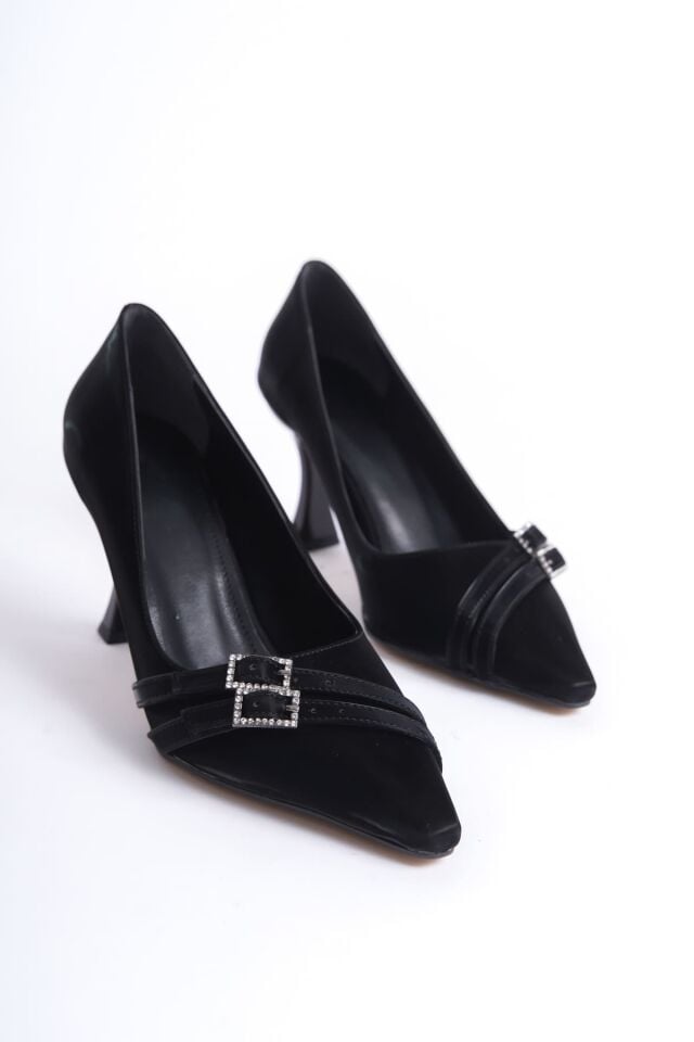 Kadın Siyah Saten Topuklu Ayakkabı TR08MS25A