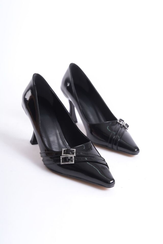 Kadın Siyah Rugan Ayakkabı TR08MS25K