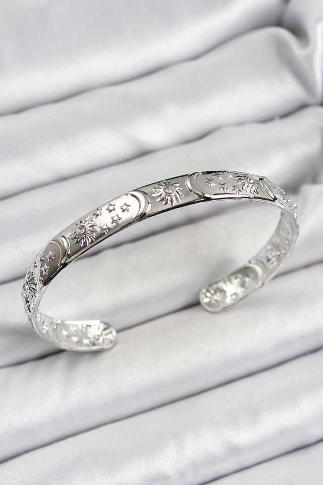 Pirinç Gümüş Renk İşlemeli Altı Açık Bileklik