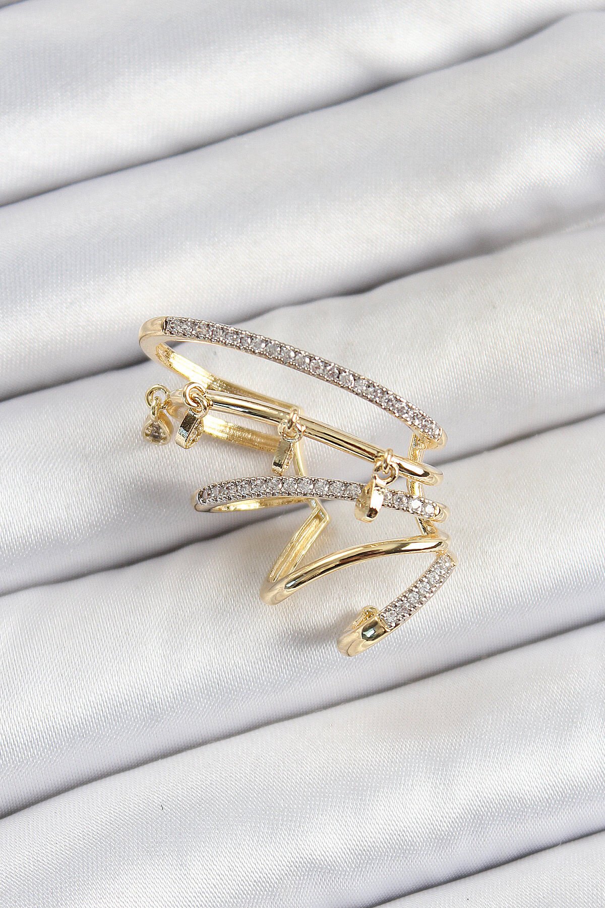 Pirinç Zirkon Taşlı Sıkıştırma Sağ Kıkırdak Gold Renk Kadın Küpe