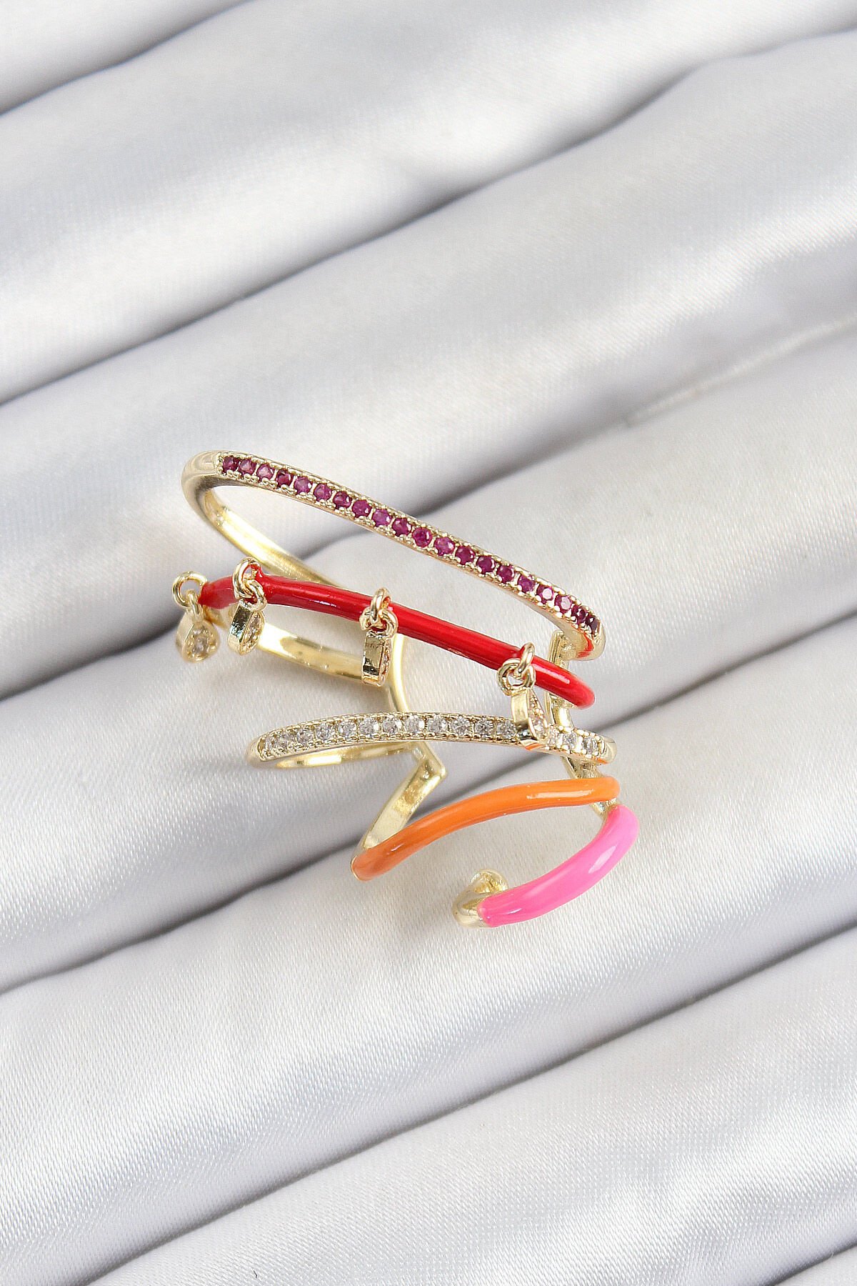 Pirinç Zirkon Taşlı Kırmızı Turuncu Pembe Sıkıştırma Sağ Kıkırdak Gold Renk Kadın Küpe