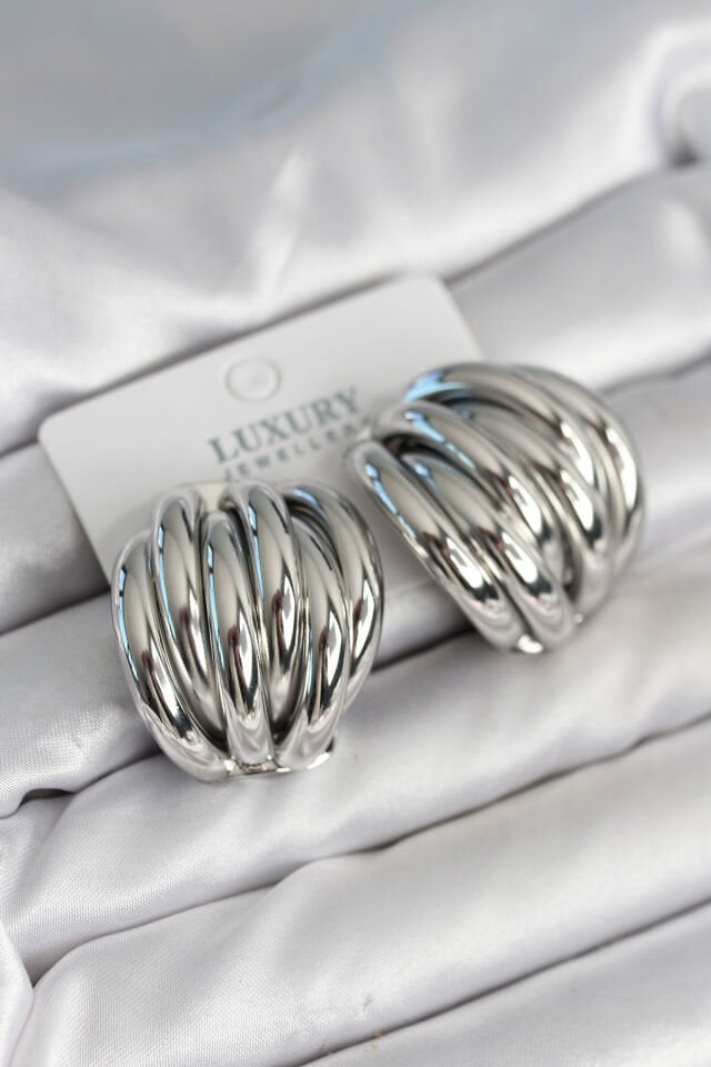 Pirinç Gümüş Renk Vintage Kadın Küpe