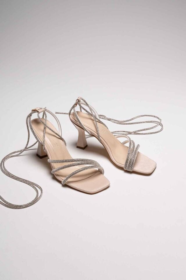 Bej Taşlı Kadın Topuklu Sandalet TR25MY02C