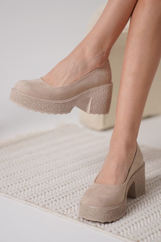 Kadın Bej Süet Günlük Ayakkabı TR06MS04F