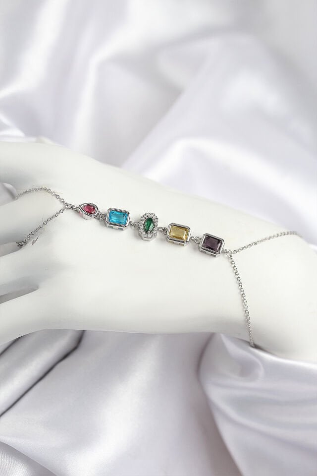 Pirinç Renkli Zirkon Taşlı Model Gümüş Renk Şahmeran