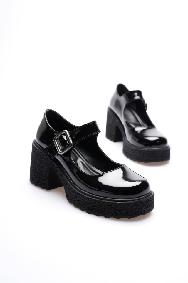 Kadın Siyah Rugan Günlük Ayakkabı TR06MS05A