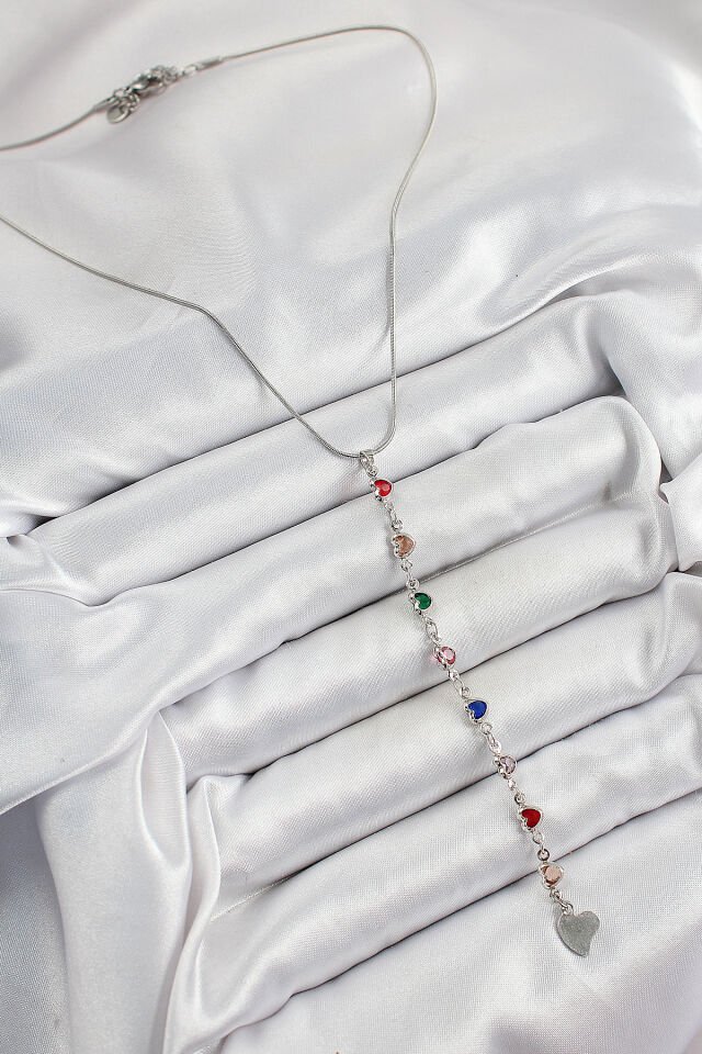 Pirinç Gümüş Renk Karışık Renk Zirkon Taşlı Kalpli Y Kadın Kolye