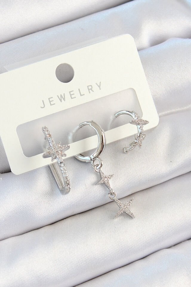 Pirinç Zirkon Taşlı Kelebek Ve Sallantılı Yıldız Model Gümüş Renk 3'lü Çift Kadın Küpe Set