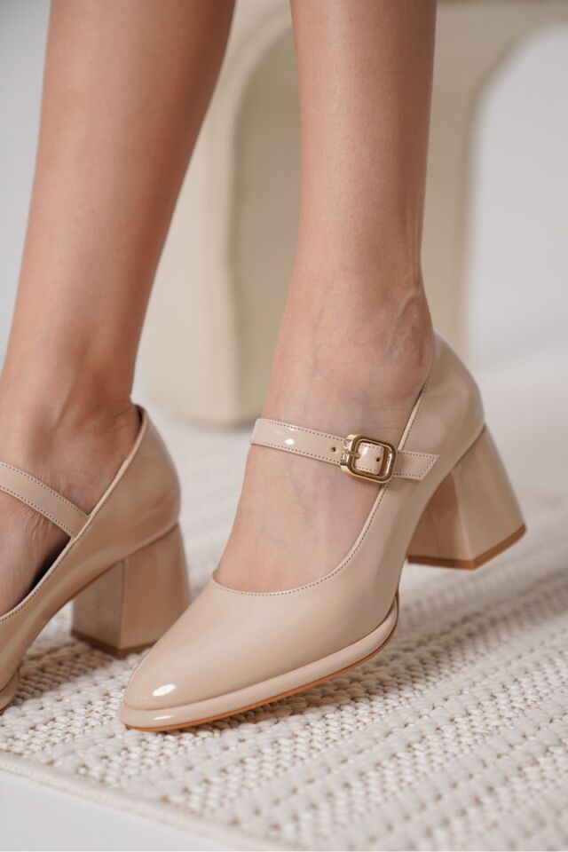 Nude Rugan Kadın Topuklu Ayakkabı TR18MS08B