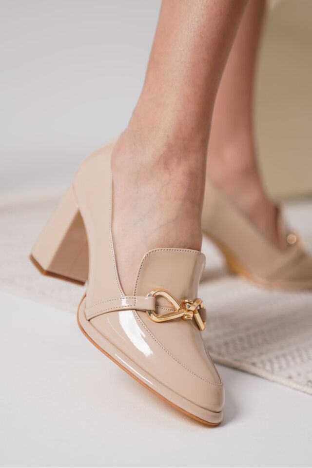 Nude Rugan Kadın Topuklu Ayakkabı TR18MS10B