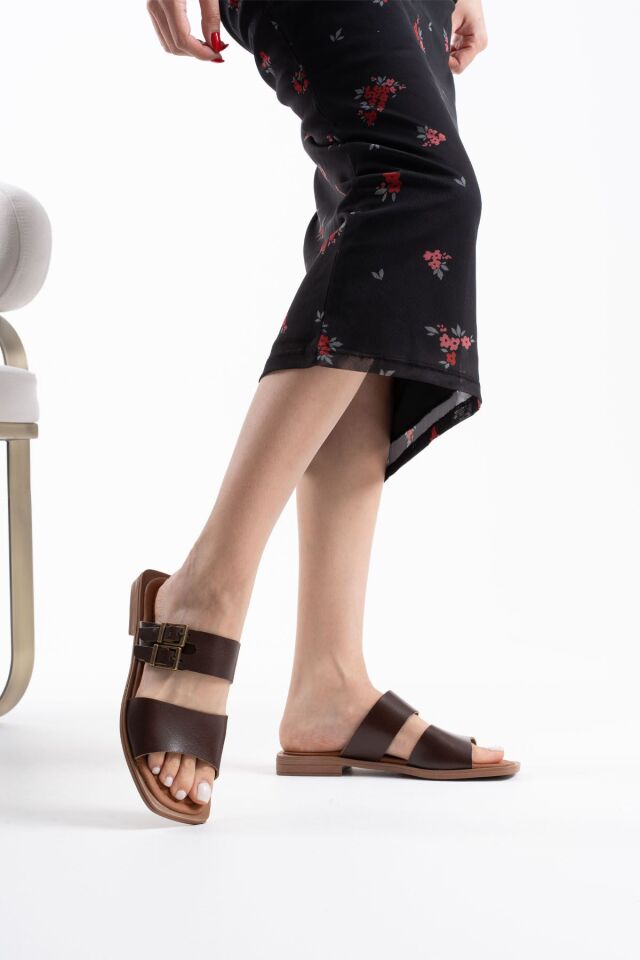 Acı Kahve Hakiki Deri Terlik TR31MY33D