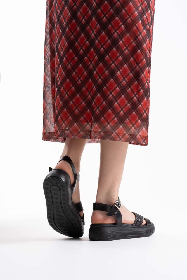 Siyah Hakiki Deri Sandalet TR31MY58A