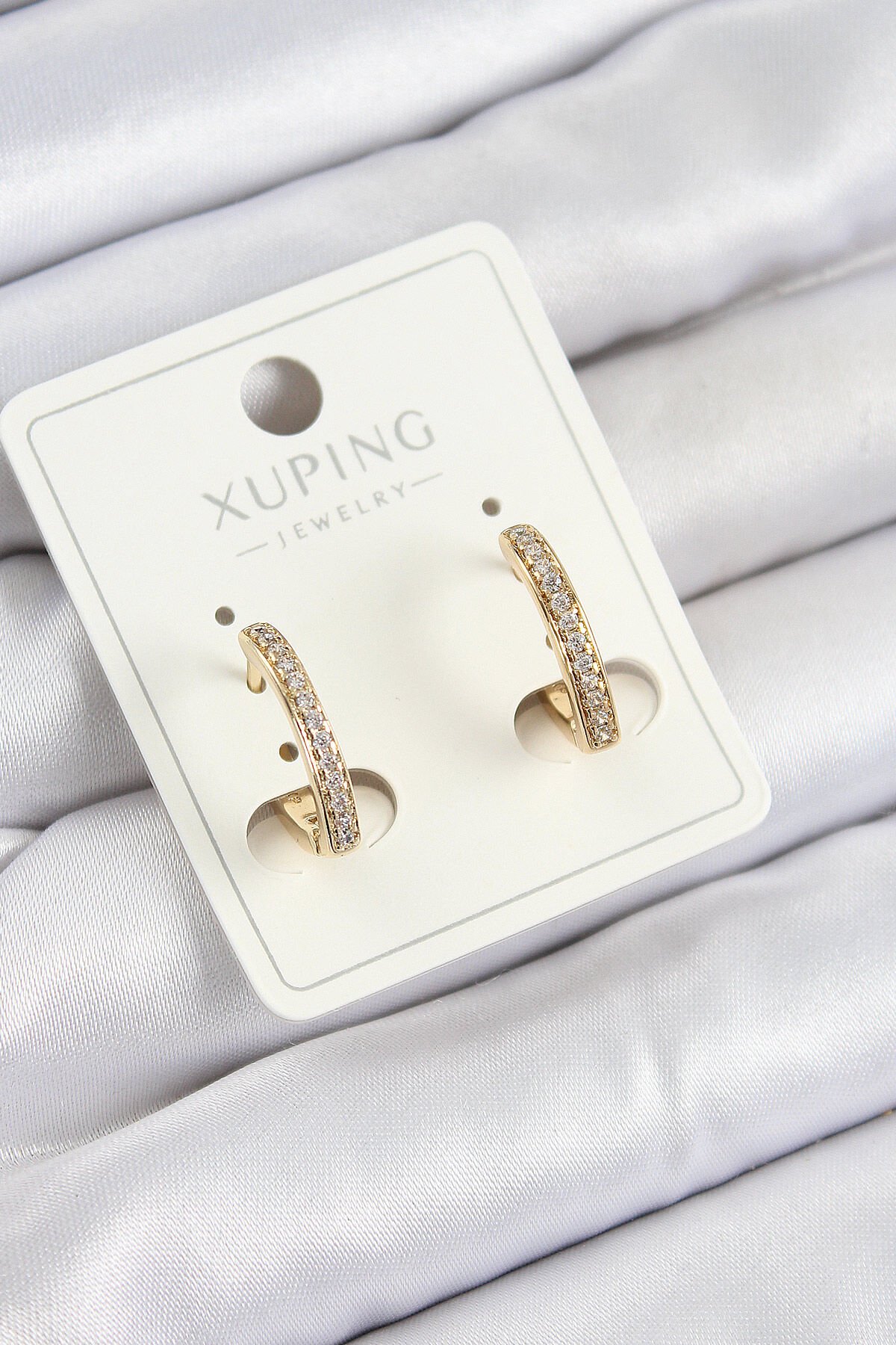 Xuping Zirkon Taşlı I Model Gold Renk Kadın Küpe