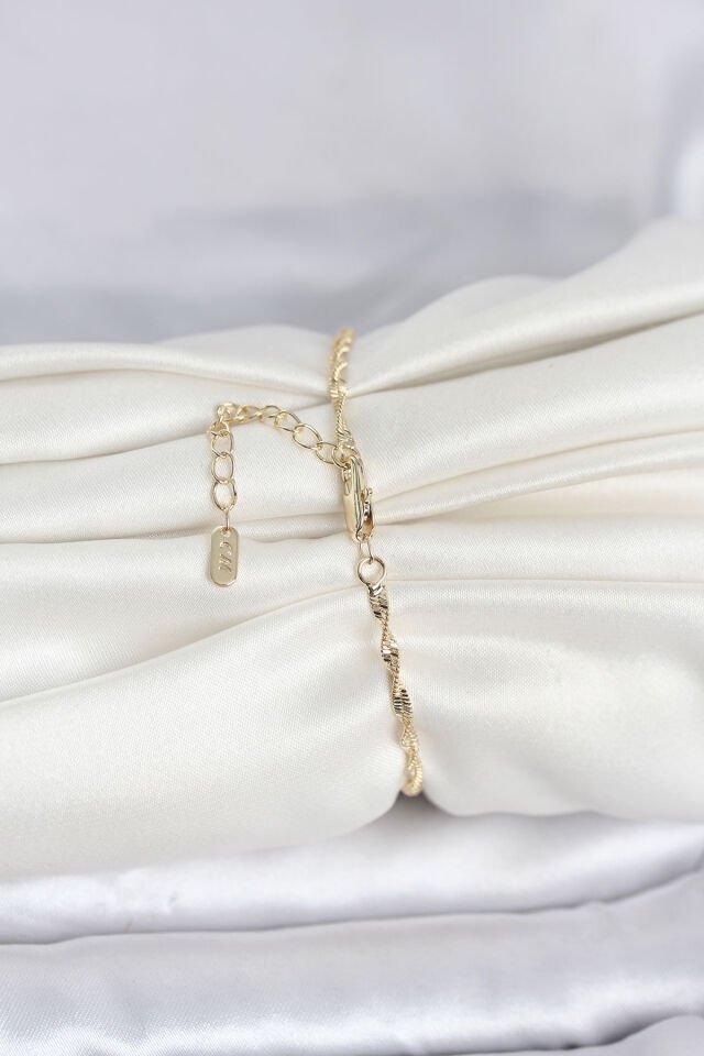 CM 14K Gold Renk Yassı Ezme Burgu Model Kadın Bileklik