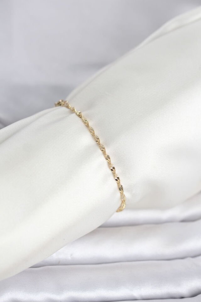 CM 14K Gold Renk Yassı Ezme Burgu Model Kadın Bileklik