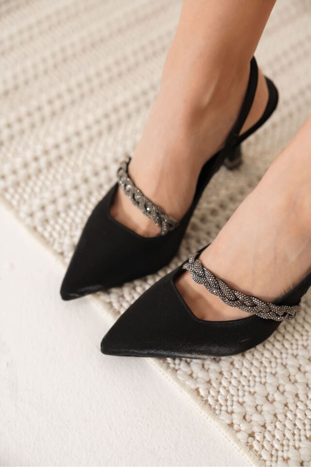 Siyah Kadın Topuklu Ayakkabı TR08MS36A