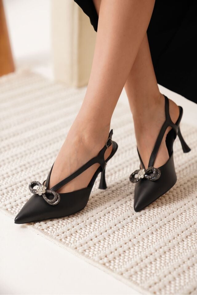 Kadın Siyah Topuklu Ayakkabı TR08MS38A