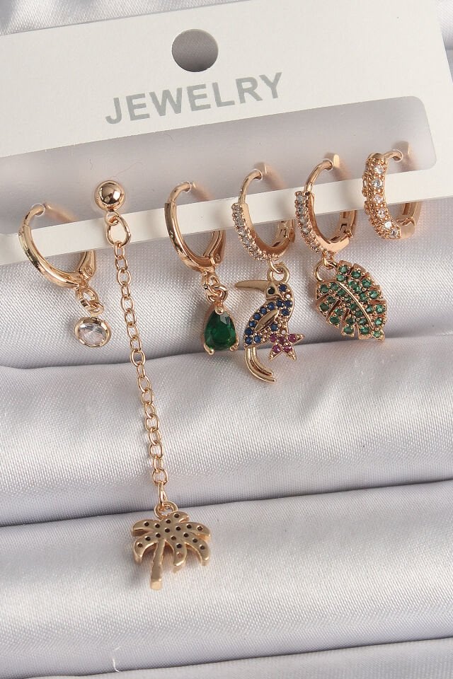 Pirinç Gold Renk Sallantı Zirkon Taşlı Ağaç Figür Kadın Küpe Seti