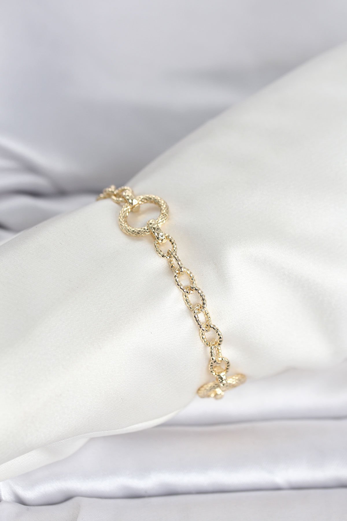 CM 14K Gold Renk Lazerli Halka Model Kadın Bileklik