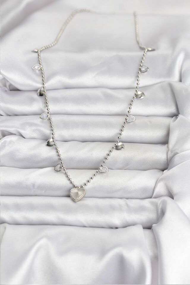 Pirinç Gümüş Renk Kalp Model Kadın Kolye