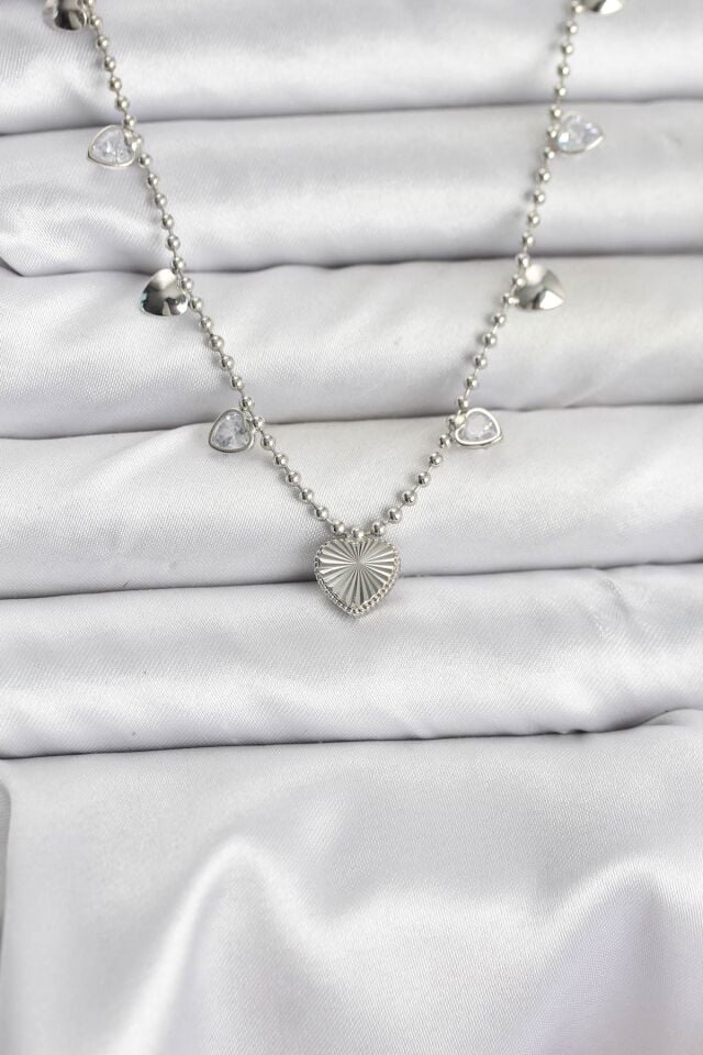 Pirinç Gümüş Renk Kalp Model Kadın Kolye