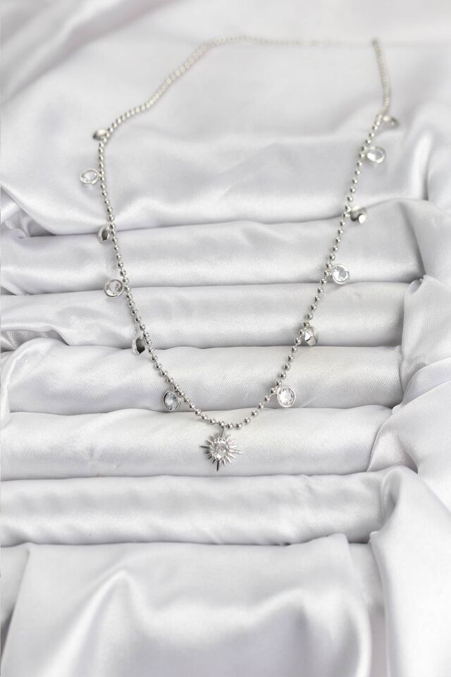 Zirkon Taşlı Kutup Yıldızı Model Pirinç Gümüş Renk Kadın Kolye