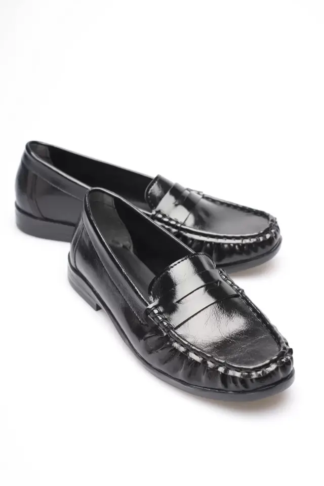 Siyah Parlak Deri Görünümlü Penny Loafer TR88MS02A