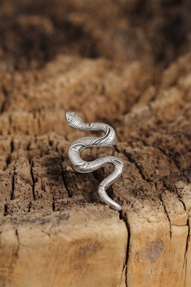 Otantik Yılan Tasarımlı Ayarlamalı Kadın Yüzük