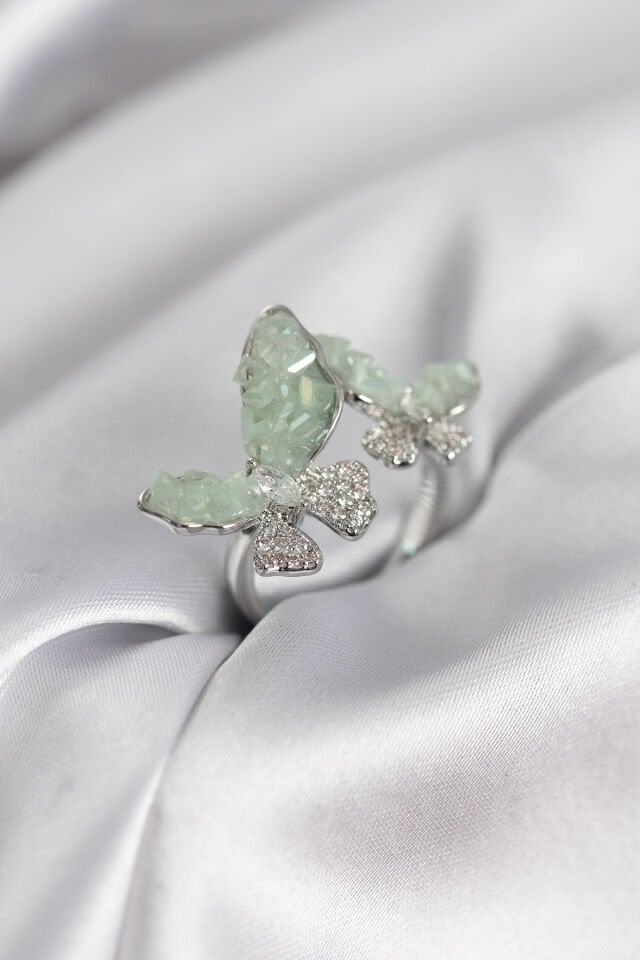 Gümüş Renk Su Yeşili Kelebek Model Zirkon Taşlı Kadın Yüzük