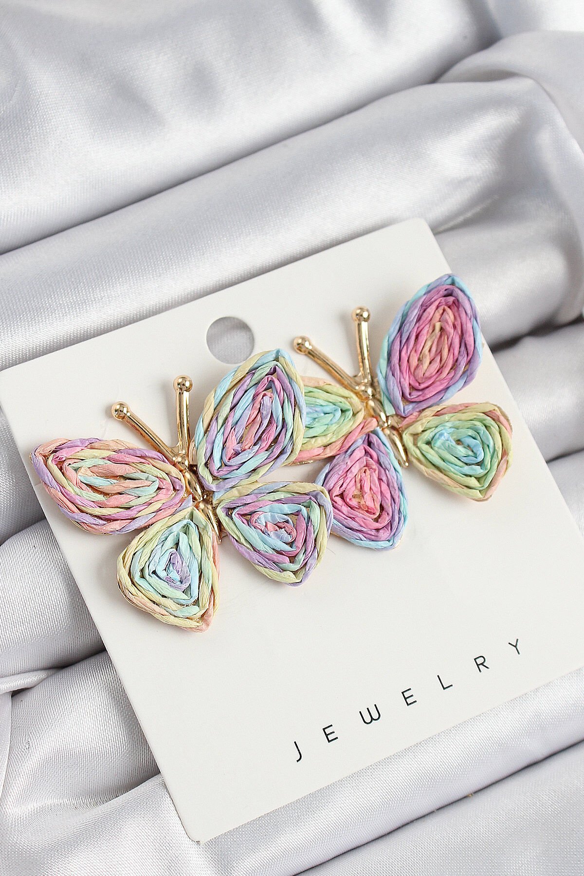 Pirinç Rainbow Kelebek Model Gold Renk Kadın Hasır Küpe