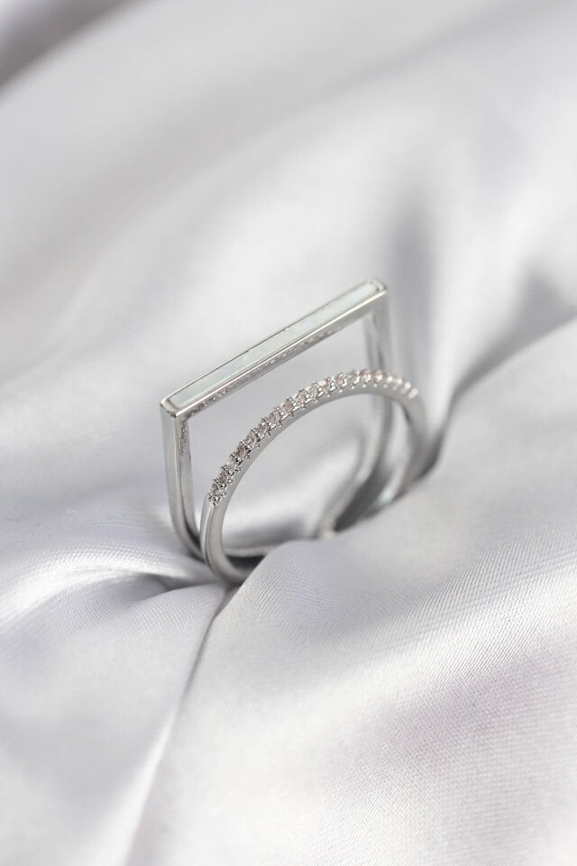 Gümüş Renk Sedefli Zirkon Taşlı 2'li Kadın Yüzük