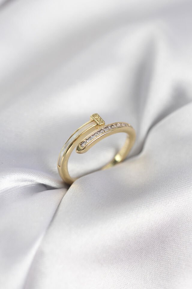Zirkon Taşlı Gold Renk Yassı Çivi Model Kadın Yüzük