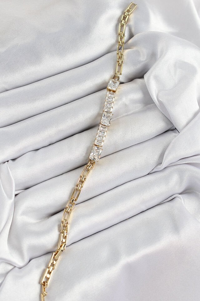 Xuping Pirinç Parçalı Su Yolu Model Gold Renk Kadın Bileklik