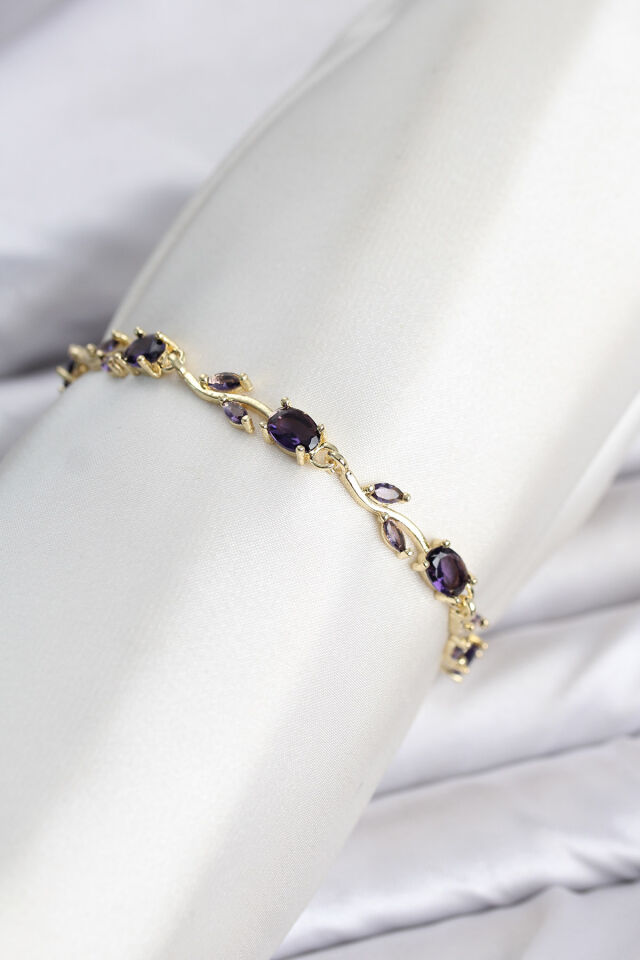 Pirinç Gold Renk Mor Zirkon Taşlı Çiçek Model Kadın Bileklik