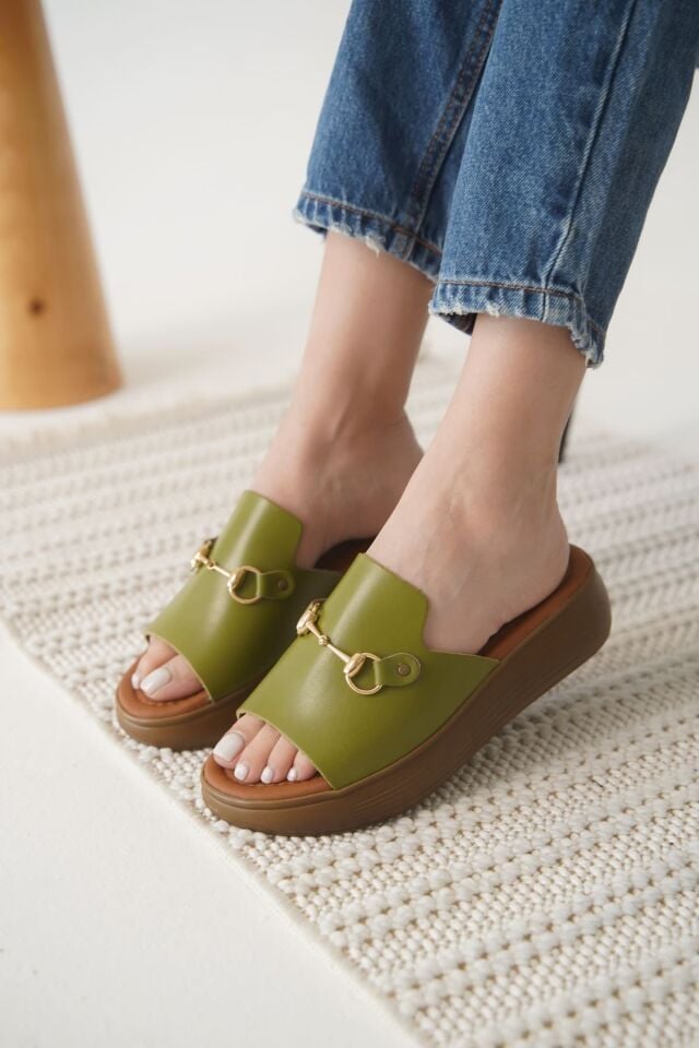 Haki Yeşili Hakiki Deri Terlik TR31MY62G