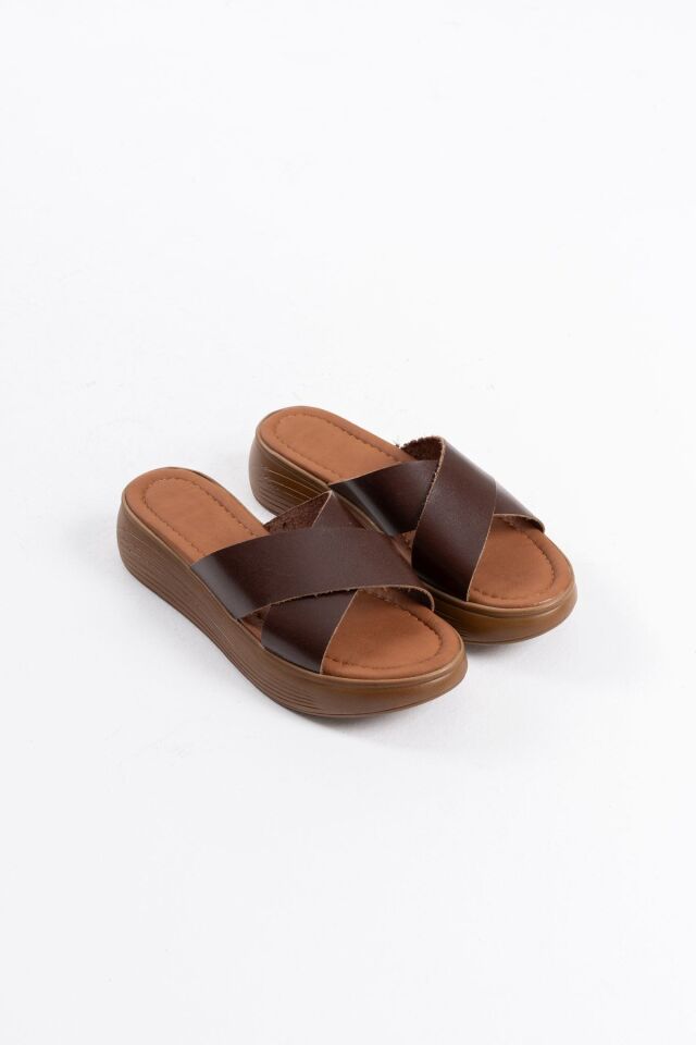 Acı Kahve Hakiki Deri Terlik TR31MY54L