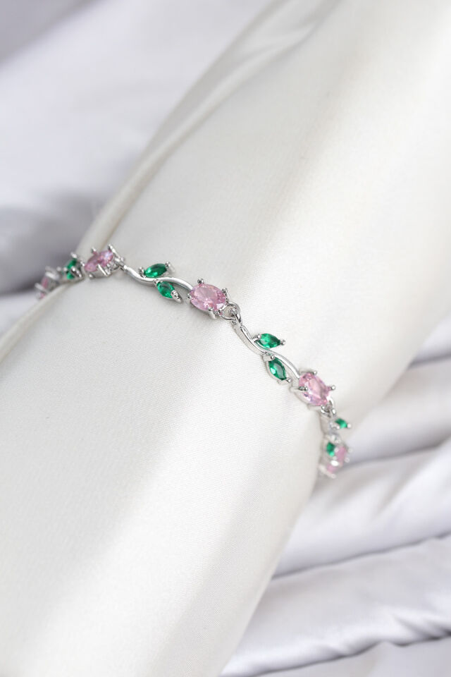 Pirinç Gümüş Renk Pembe Zirkon Taşlı Çiçek Model Kadın Bileklik
