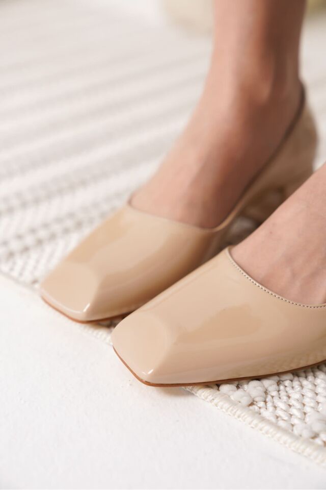 Nude Rugan Kadın Topuklu Ayakkabı TR18MS14B