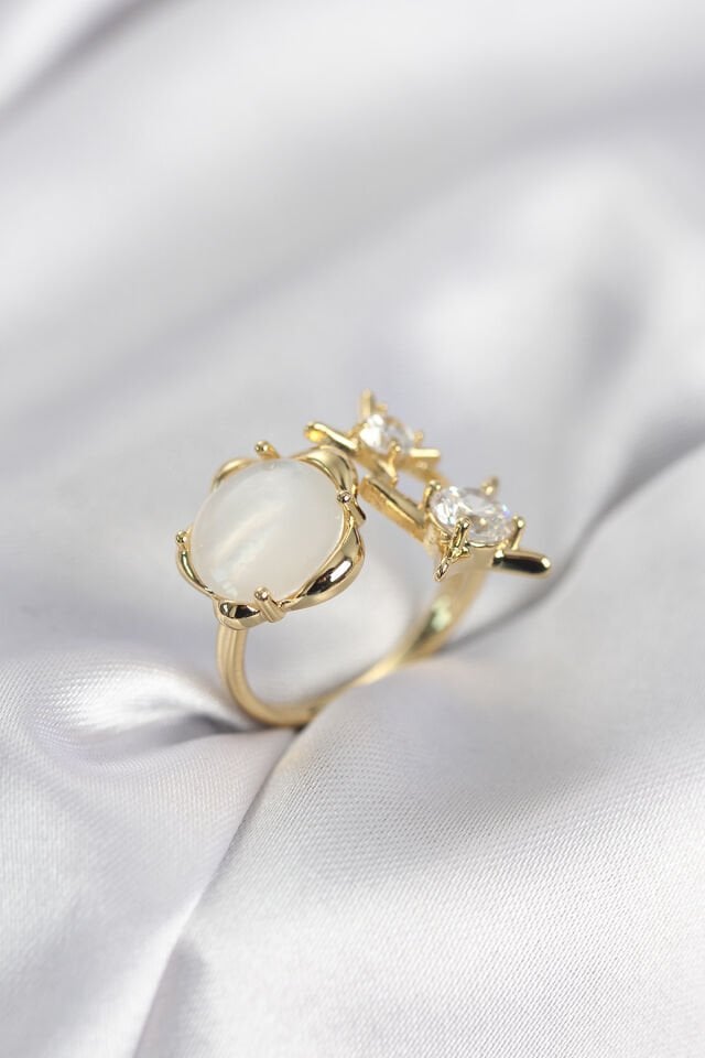 Gold Renk Kutup Yıldızı Model Kadın Yüzük