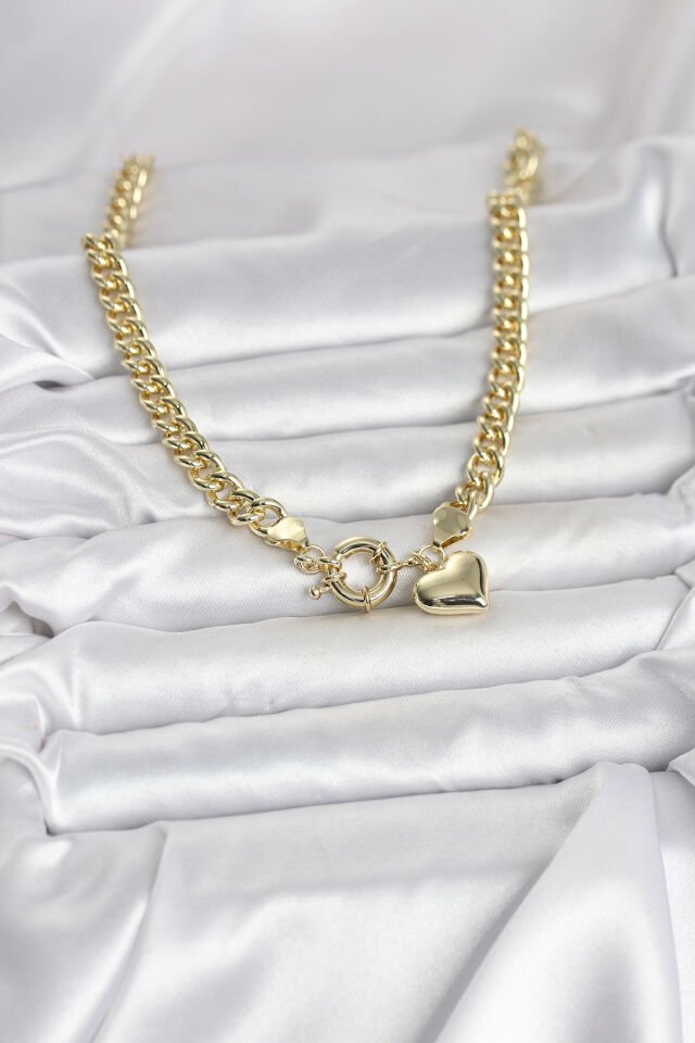 Kalp Detaylı Gold Renk Pirinç Kadın Kolye