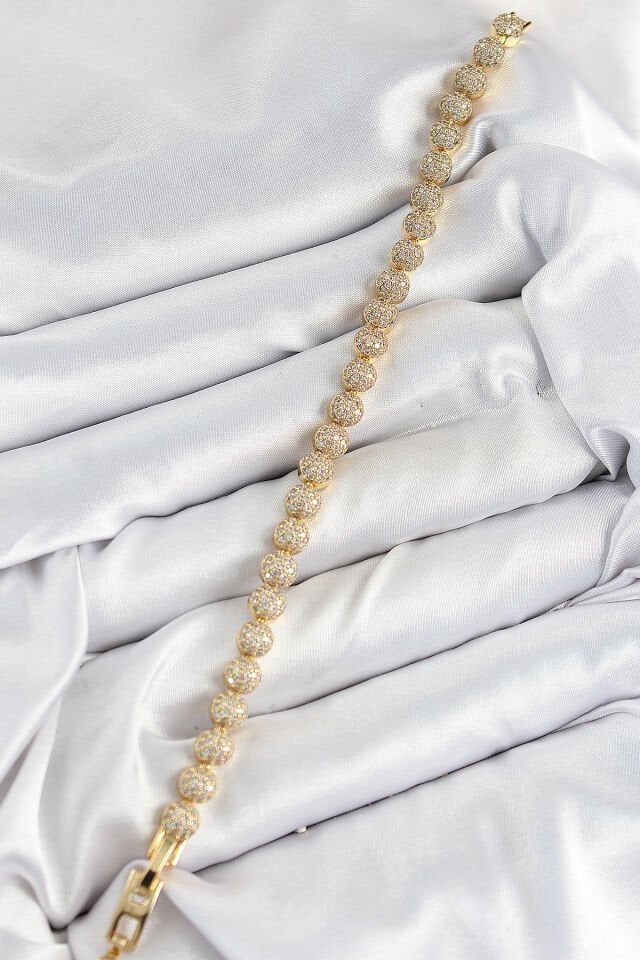 Pirinç Zirkon Taşlı Yarım Topcuk Model Gold Renk VIP Seri Kadın Bileklik