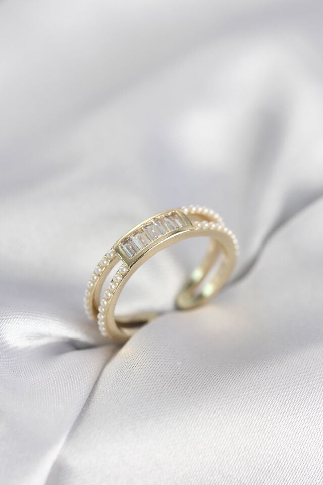 Baget Zirkon Taşlı Gold Renk İncili Kadın Yüzük