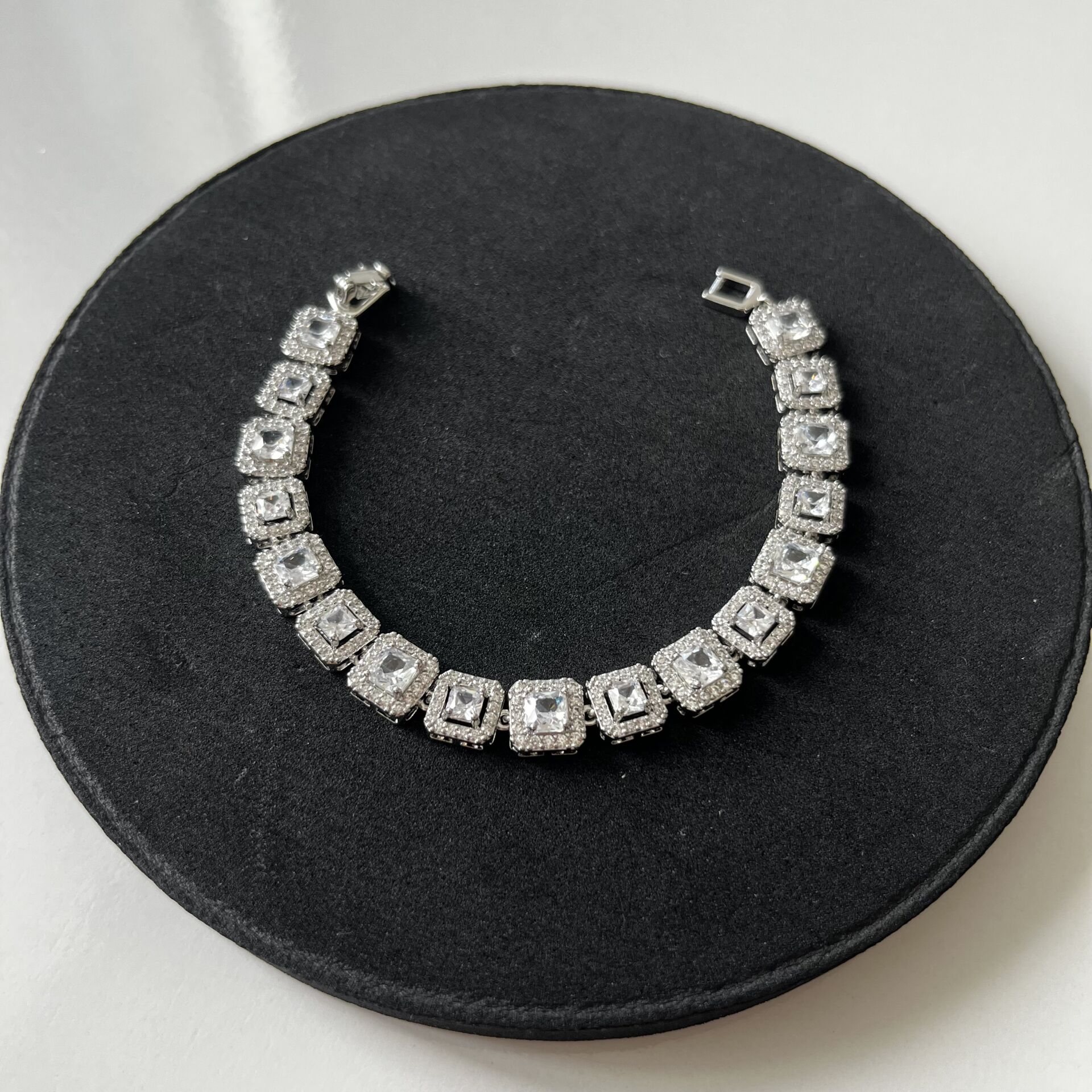 Parla Monaco Işıltı Silver Bileklik