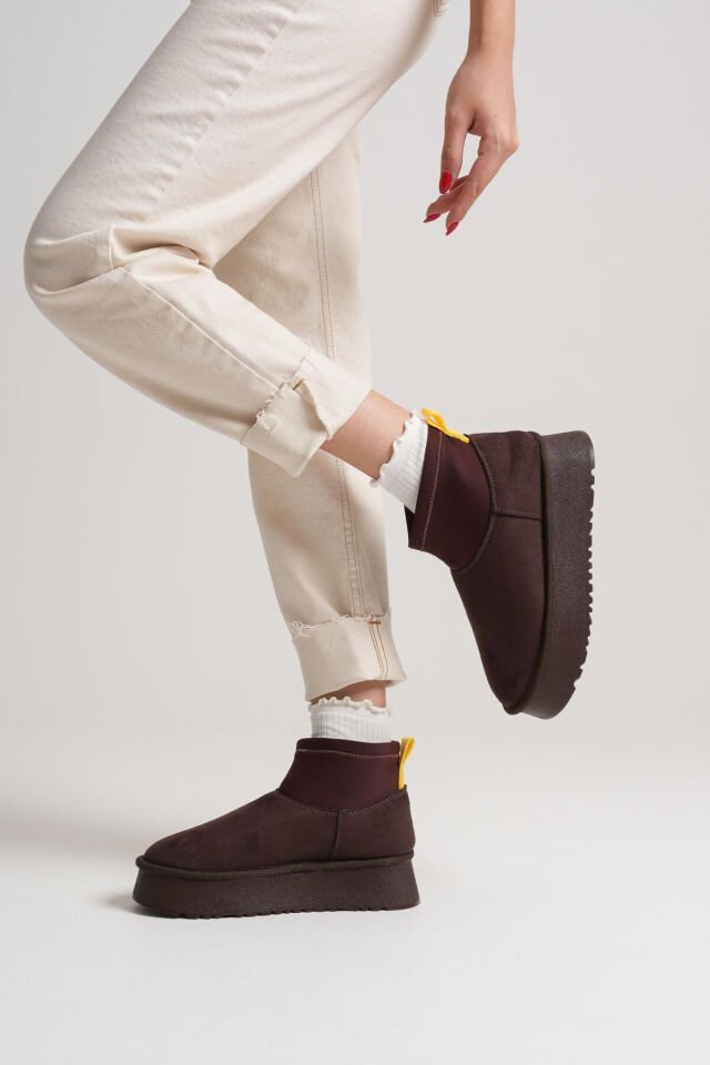 Kadın Acı Kahve Kışlık İçi Kürklü Kalın Taban Bot TR04MK04D