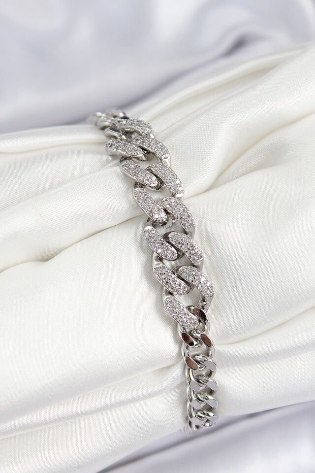 Pirinç Zirkon Taşlı Küba Zincir Model Gümüş Renk Kadın Bileklik