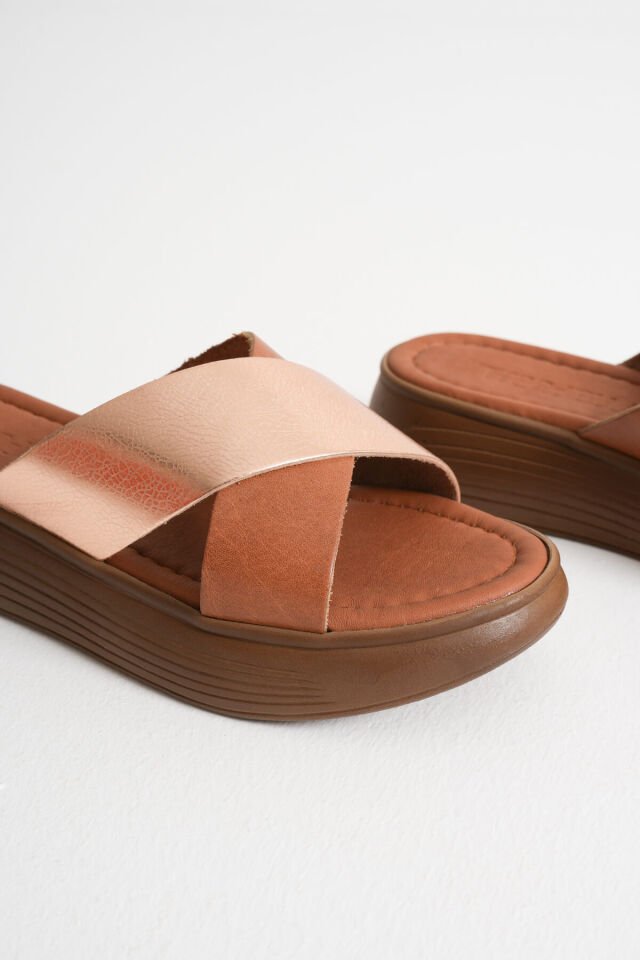 Günlük Taba Hakiki Deri Terlik TR31MY53G