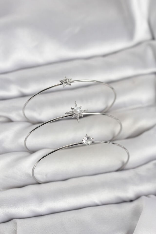 Gümüş Renk Kutup Yıldızı Model Zirkon Taşlı 3'lü Kadın Bileklik Kombini