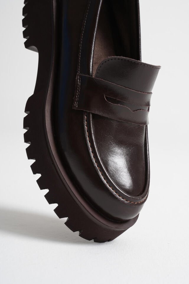 Kadın Günlük Acı Kahve Loafer Ayakkabı TR10MS02B