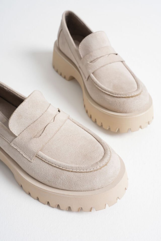 Kadın Günlük Bej Süet Loafer Ayakkabı TR10MS02D